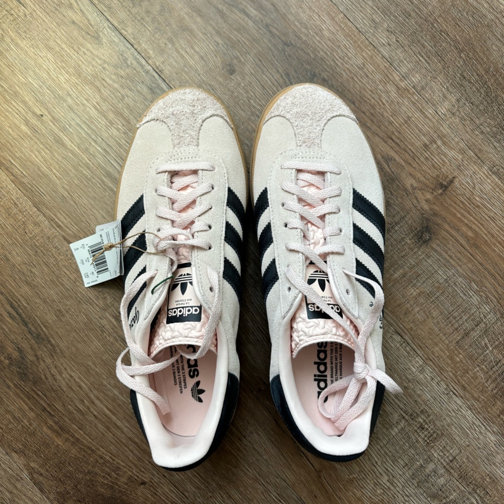 Adidas Gazelle Sneakers